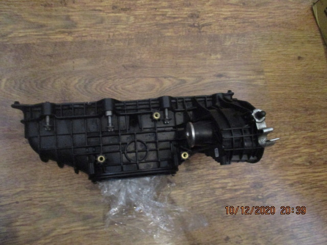 Купити Mercedes w906 om651 накладка стартер a6511500175
