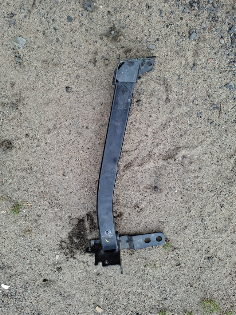 фото №1, Opel mokka ii b зона деформации кронштейн правый перед 9836340380