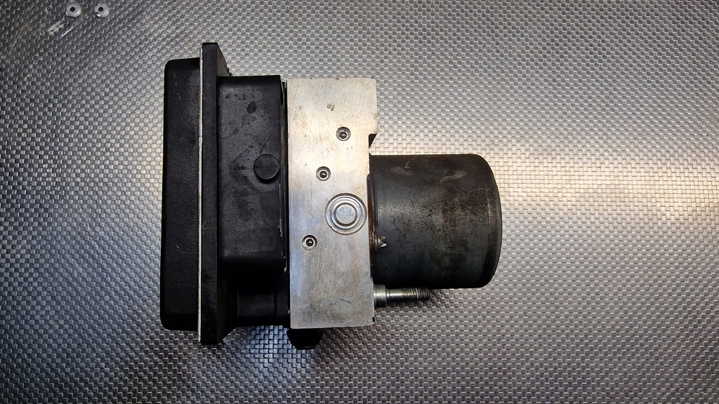 фото №1, Audi a4 b7 насос abs 8e0910517e