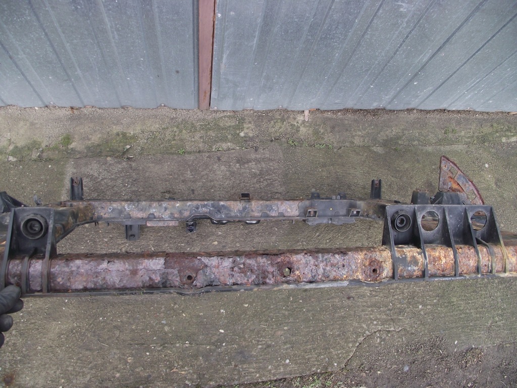 фото №13, Pas передній підсилювач hyundai ix35 11r 1.7crdi