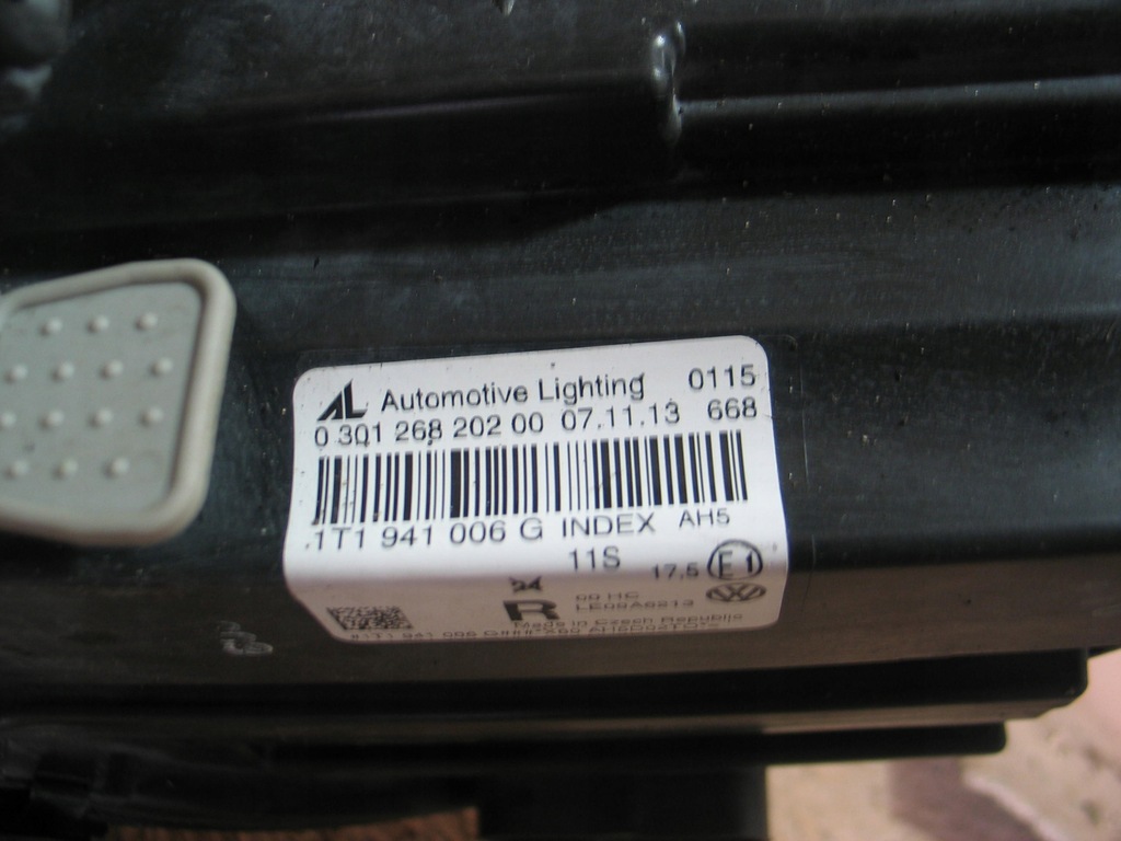 фото №14, Лампа перед vw touran 1 i lift 10-15r. 1t1941006g europa