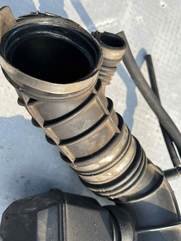 фото №12, Гумовий елемент впуску przepływki витратомір bmw 5 e39 оригінальний номер m54b22 1488794