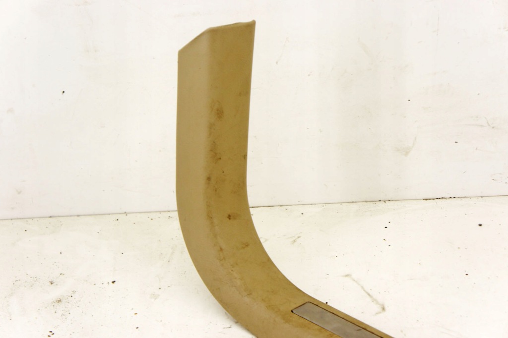 Lz106 lexus rx 2 накладка поріг праві перед Оригінал