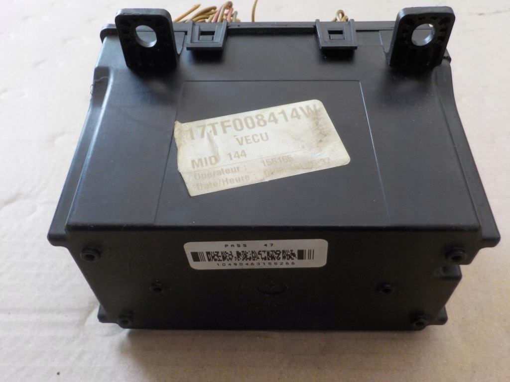 Блок керування vecu renault magnum 7421313712-p05 Київ