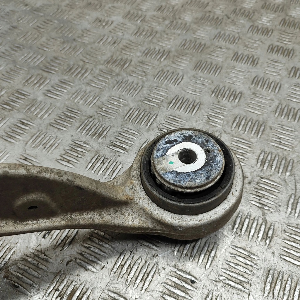 фото №7, Jaguar xe 2017 правая сторона нижний рычаг передний