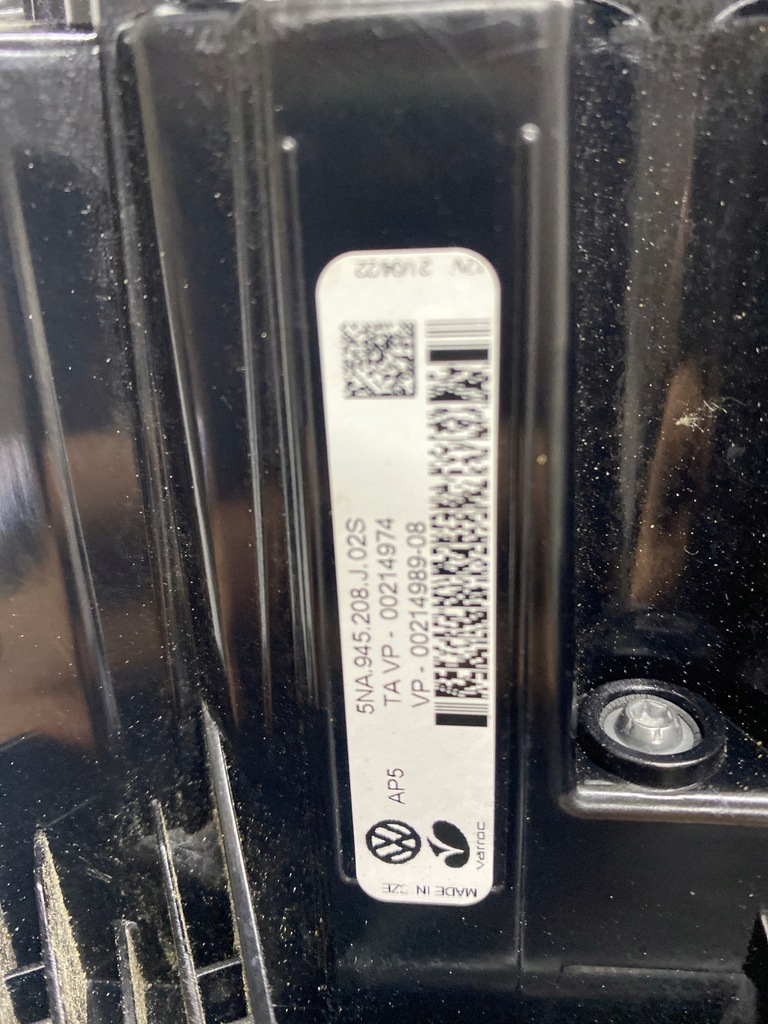 фото №7, Задня права лампа vw tiguan 5na945208j