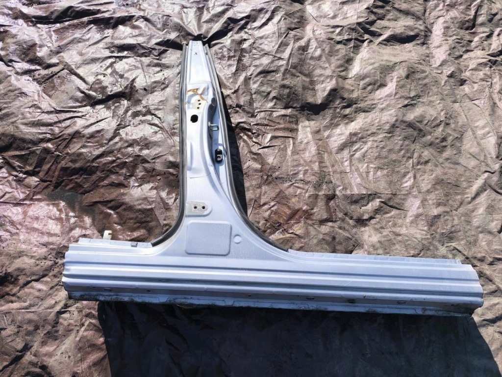 фото №1, Чверть поріг середній правий subaru forester iv sj