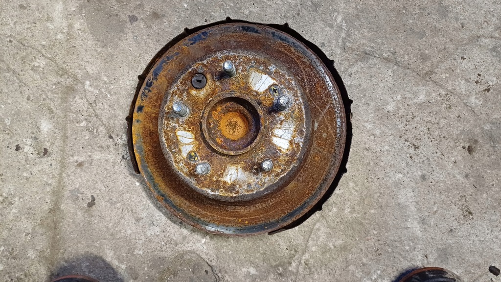 фото №1, Hyundai ix35 ступиця ліва задня задня