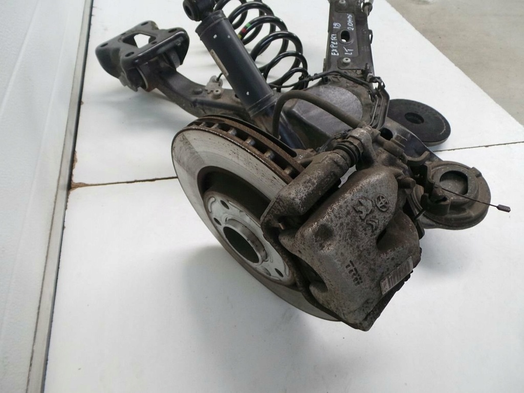 фото №3, Peugeot expert iii jumpy 2018 суппорт тормозной задняя