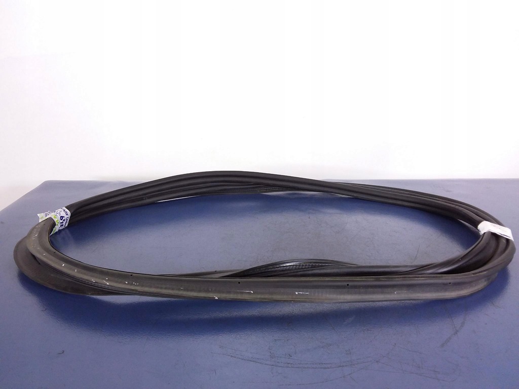 фото №3, Skoda rapid iii fl hb прокладка кришки багажника