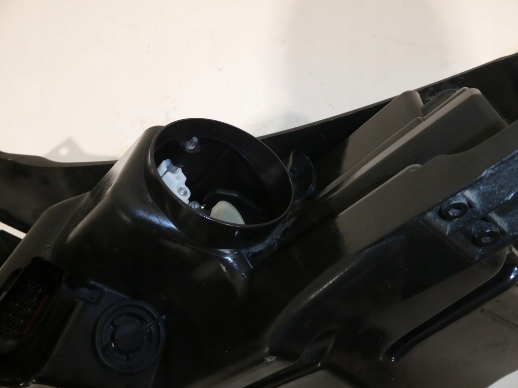 фото №10, Vw tiguan i 5n 07-11 правая лампа 5n1941032ab