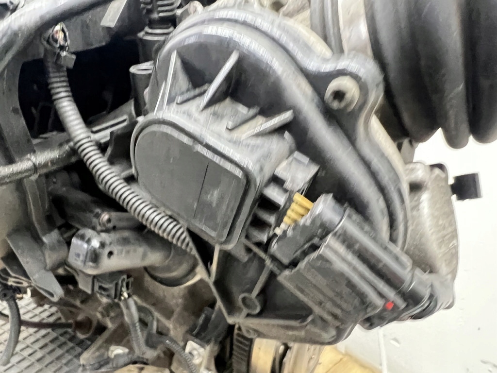 Купить Volvo c30 s40 v50 двигатель комплектный  2.0 b b4204s3 132tyśkm! film! с pracy