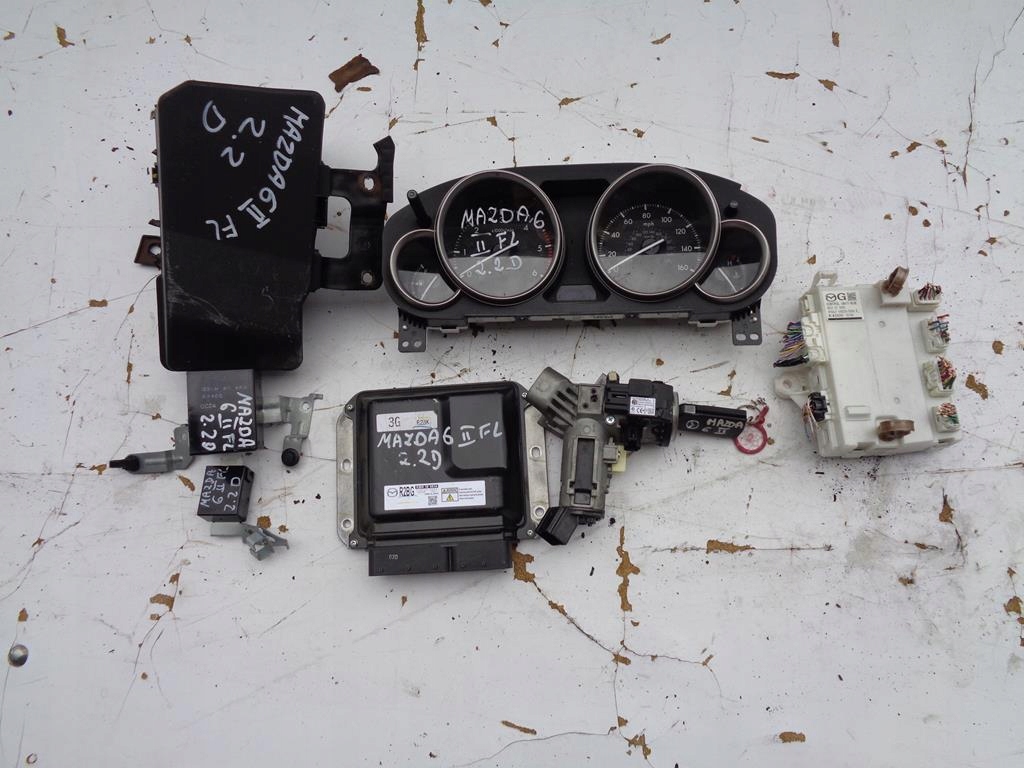 фото №1, Бортовой компьютер 275700-0200 mazda 6 ii gh fl 2.2 d