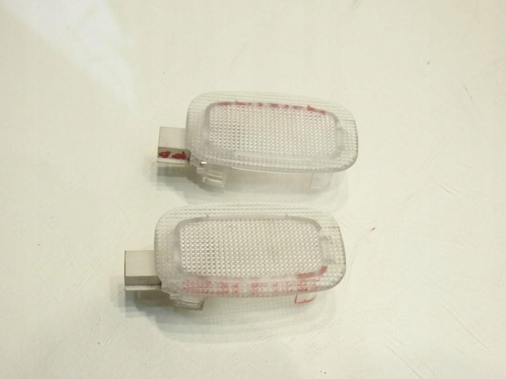 фото №2, Лампа освітлення салону mercedes w245 lift a2218200401