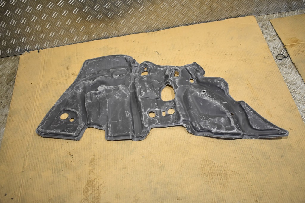 фото №1, Шумоизоляция подкрылок задние левая mercedes glb x247 1