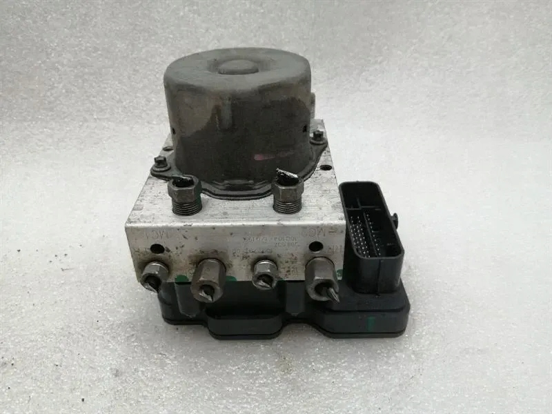 фото №8, Tesla model s 70 насос abs 1037797-00-c блок гідравлічний насоса abs