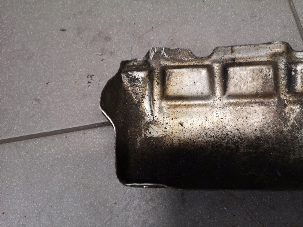 фото №7, Защита тепловая коллектор a6 c5 2.4 078253036