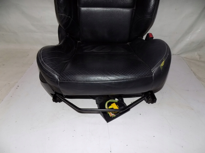 фото №6, Peugeot 207 cc сиденье правый перед передний кожа