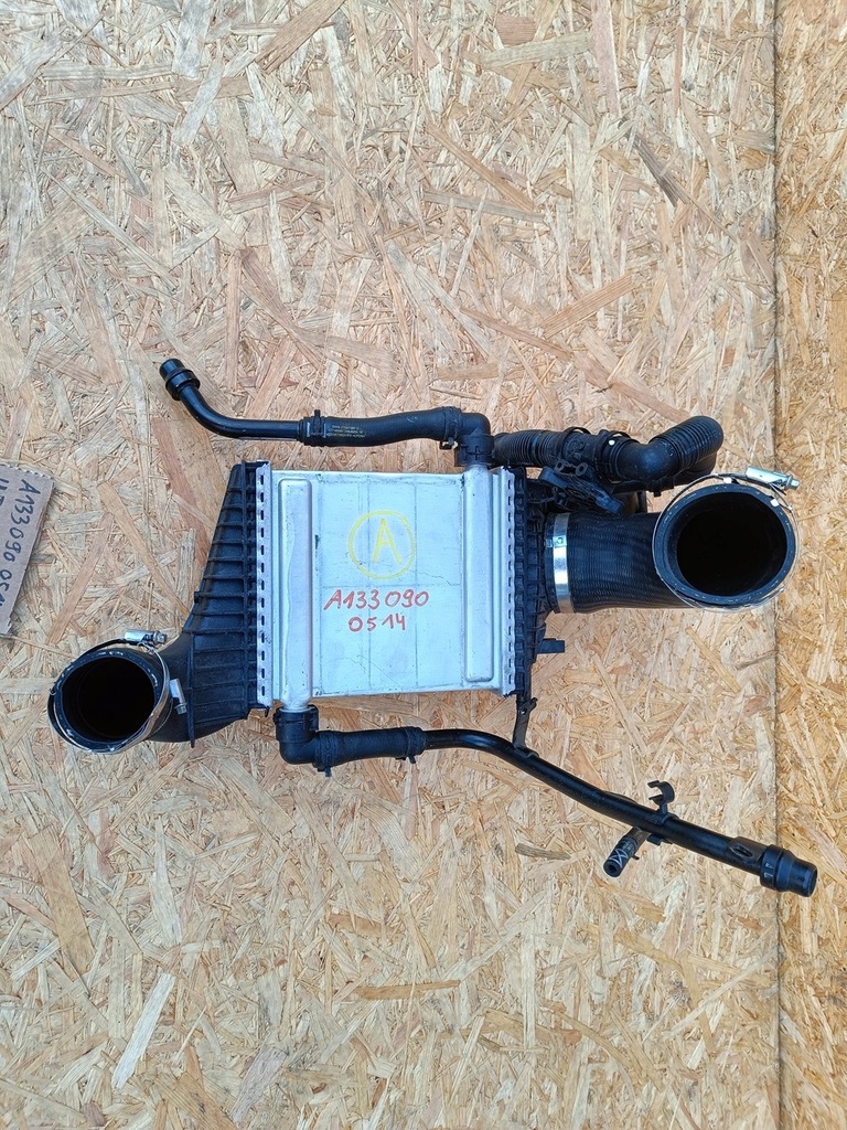 фото №7, Mercedes w176 45amg радіатор інтеркулер a1330900514 amg + генератор