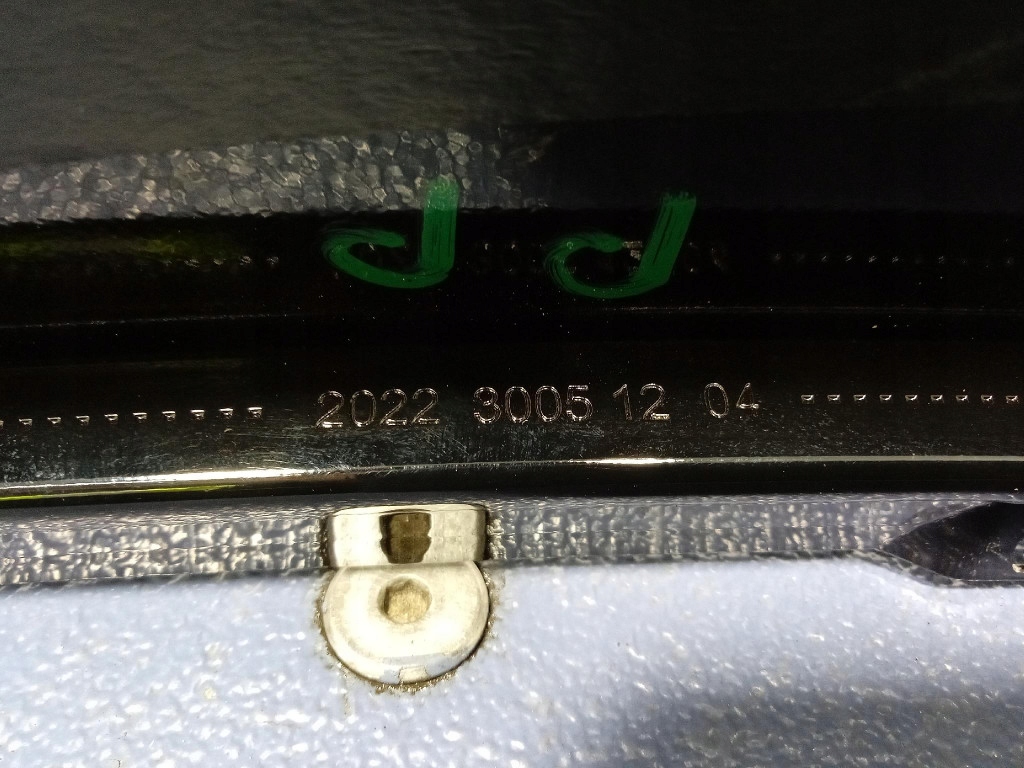 Mercedes s klasa w223 молдинг декоративная дверь правый  перед a2236903400 Недорого