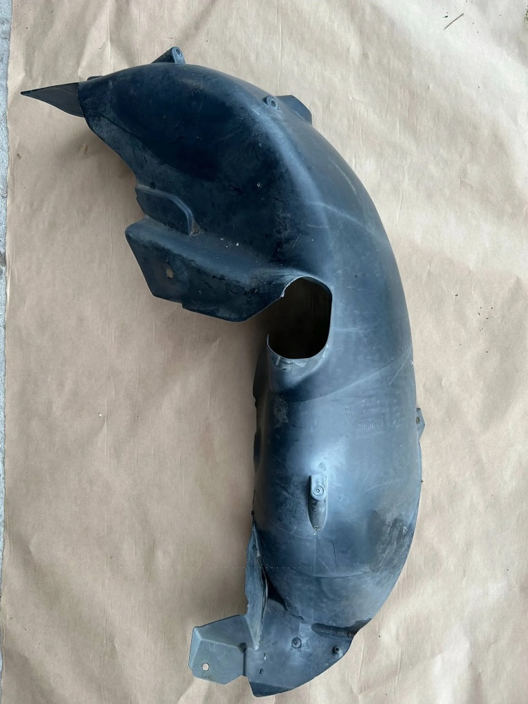 фото №3, Підкрилок правий задня задні renault clio iii 82002891943