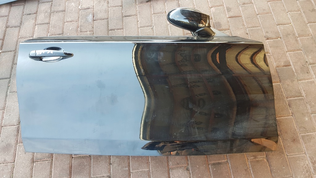 фото №1, Дверь правое bmw e81 lift schwarz 2