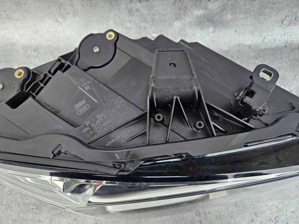 фото №2, Фара лампа audi q2 права idealna звичайна