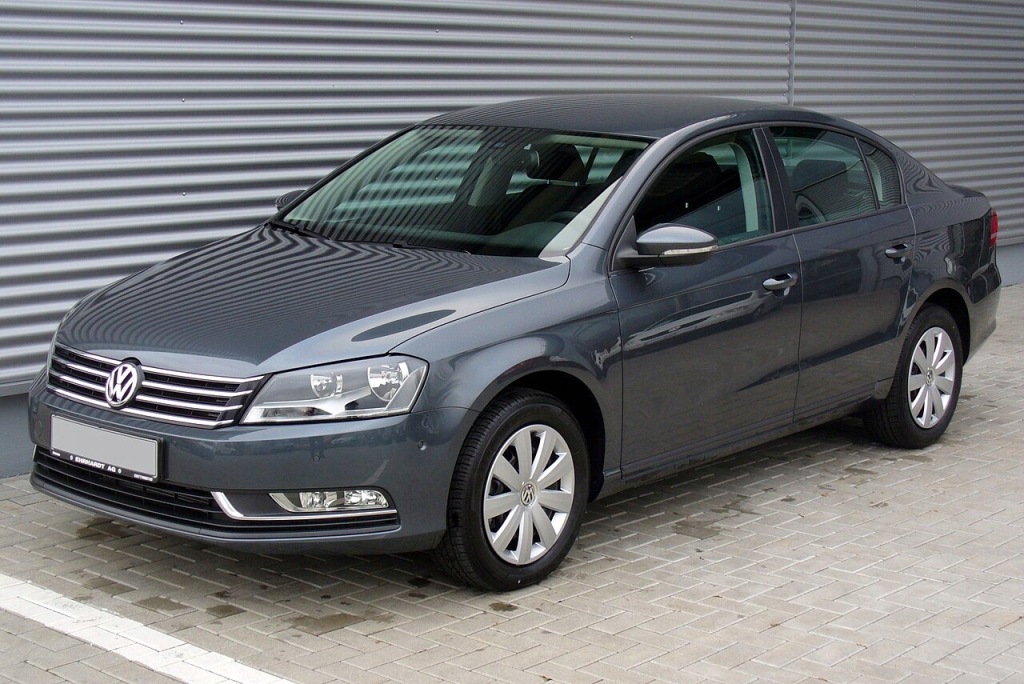 фото №9, Vw passat b7 10- лампа права перед 3ab941006 скло
