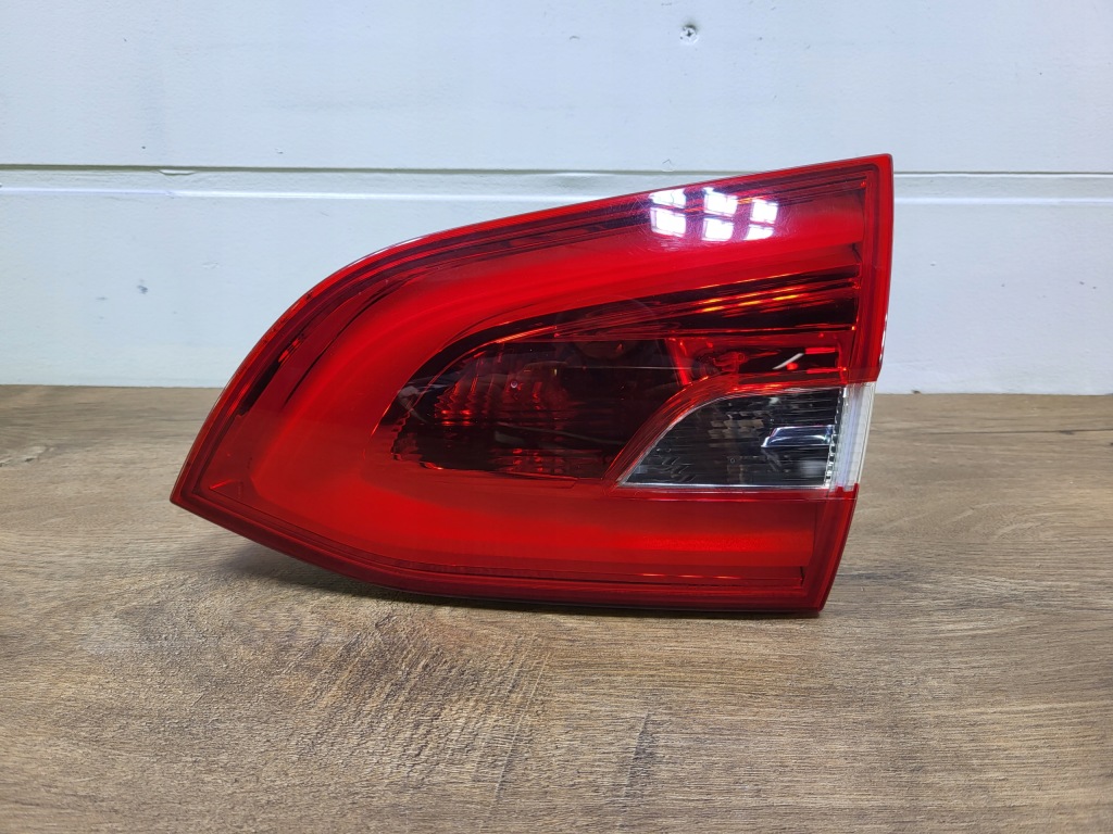 фото №1, Peugeot 308 лампа задня задня права 9678094880