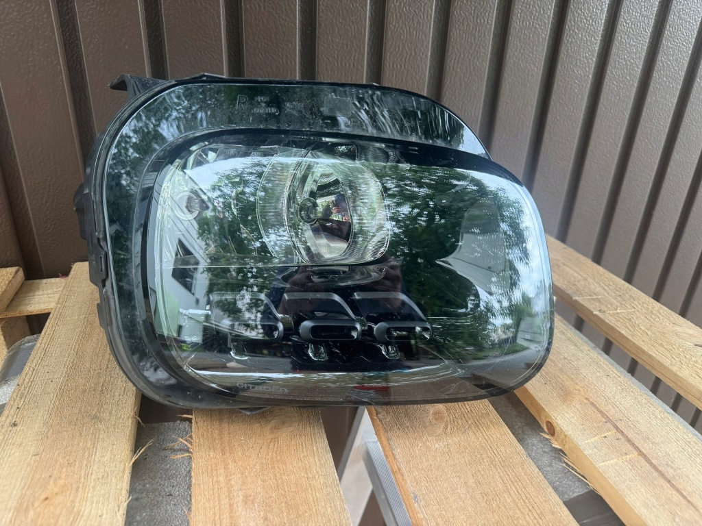 фото №1, Лампа правая перед передняя citroen c3 aircross 2017- 13468643