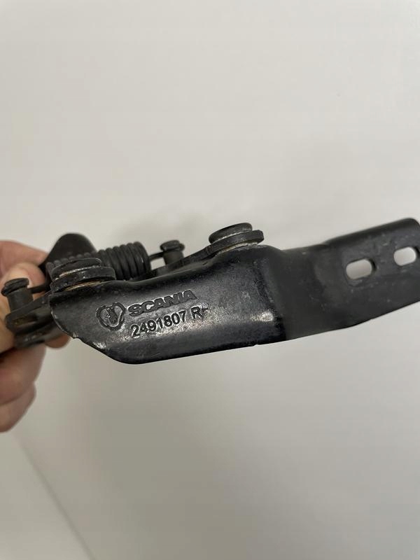 фото №3, Петля капот scania s новый model r