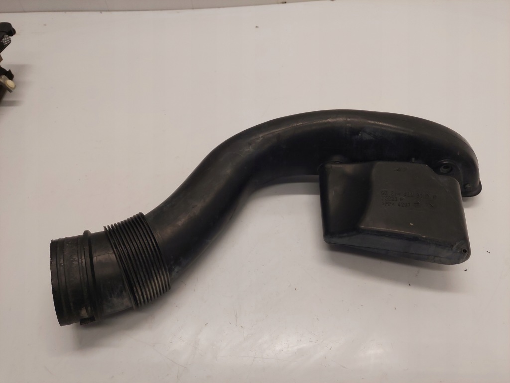 фото №1, Труба воздухозаборник воздуха citroen c5 iii 9681448880