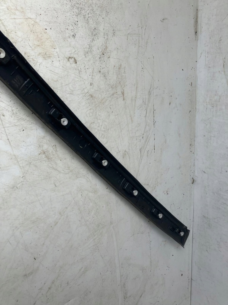 фото №5, Молдинг скло лобове права citroen c4 picasso ii короткий ezrc 9676784980