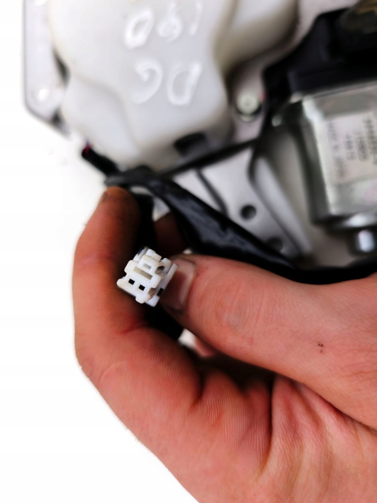 Mitsubishi outlander моторчик сиденье 2007 2658836a Недорого