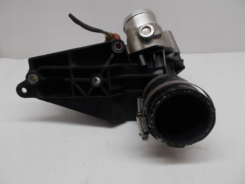 фото №4, Ford оригинальный номер cm5g-9f991-fc корпус дроссель