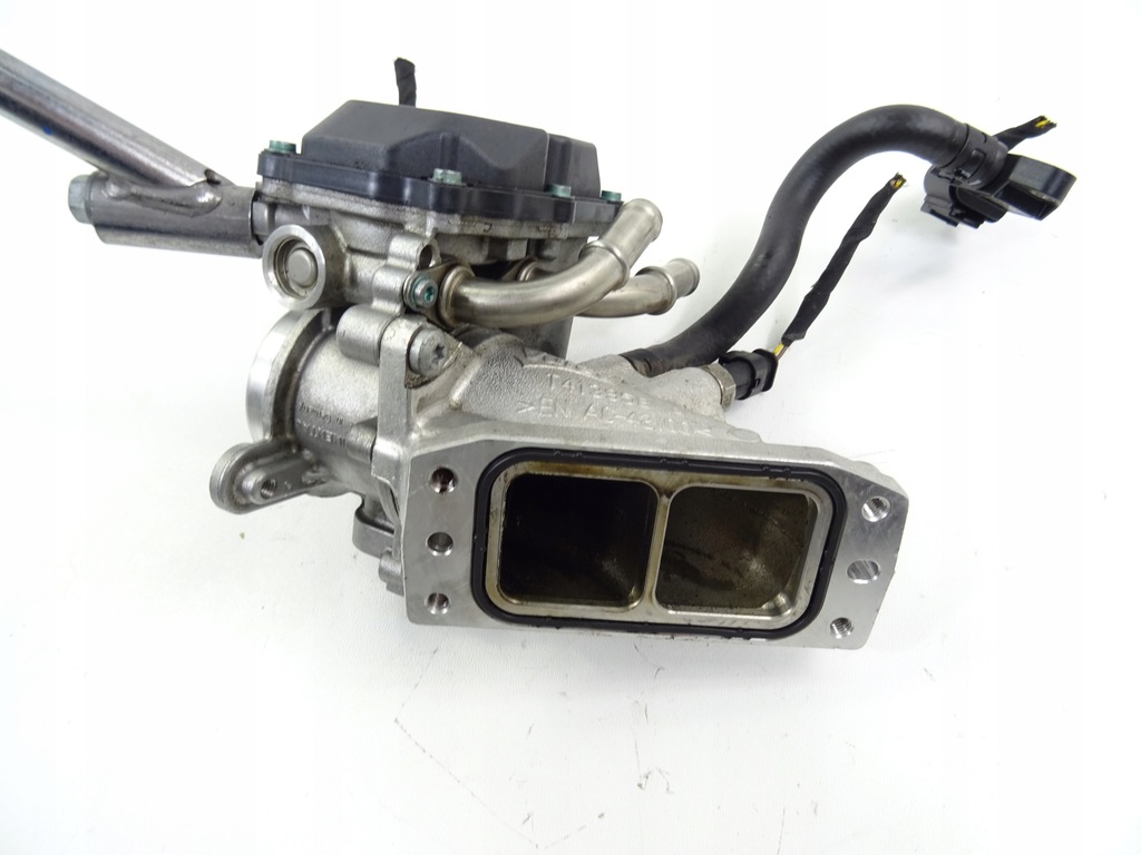 фото №10, Skoda karoq 1.6 tdi дросельна заслінка корпус 04l128687e 04l128059t 04l128063t