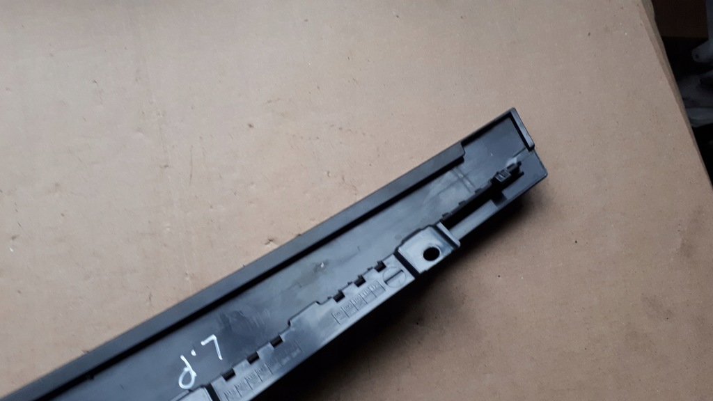 фото №7, S4 b9 a4 8w молдинг защита дверь стойка левый перед