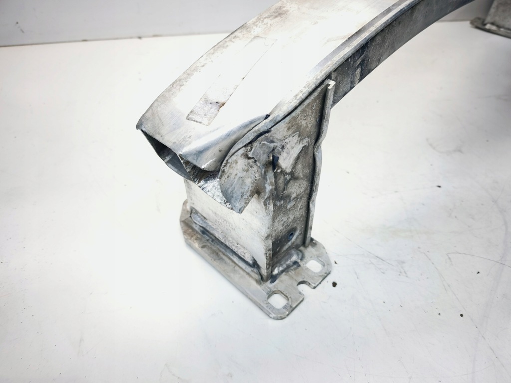 фото №10, Балка pod бампер перед audi q3 8u lift 8u0807109c повреждённая