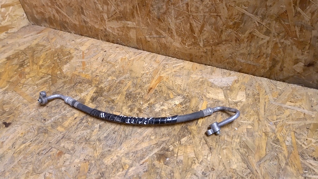 фото №5, Monterey trooper 3,2 v6 шланг кондиціонера