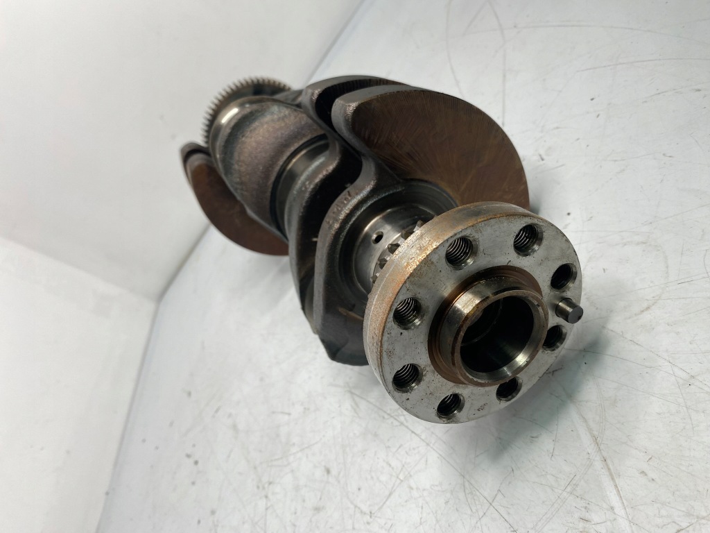 Wał коленчатый bmw f20 f30 b38b15a 7642031 в Украине