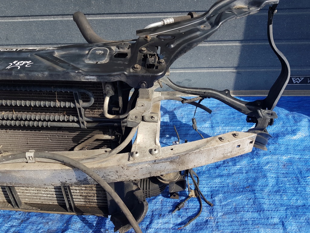 фото №5, Pas передній радіатор mercedes w212 2.2 cdi автоматична коробка передач