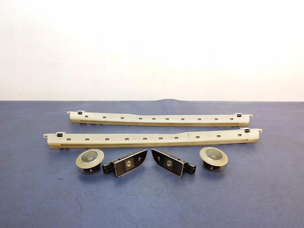 фото №1, Audi a8 d4 фонари потолочный кабины