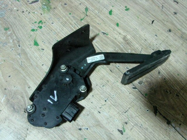 фото №1, Потенциометр voyager iv crd ps2 04861650ab