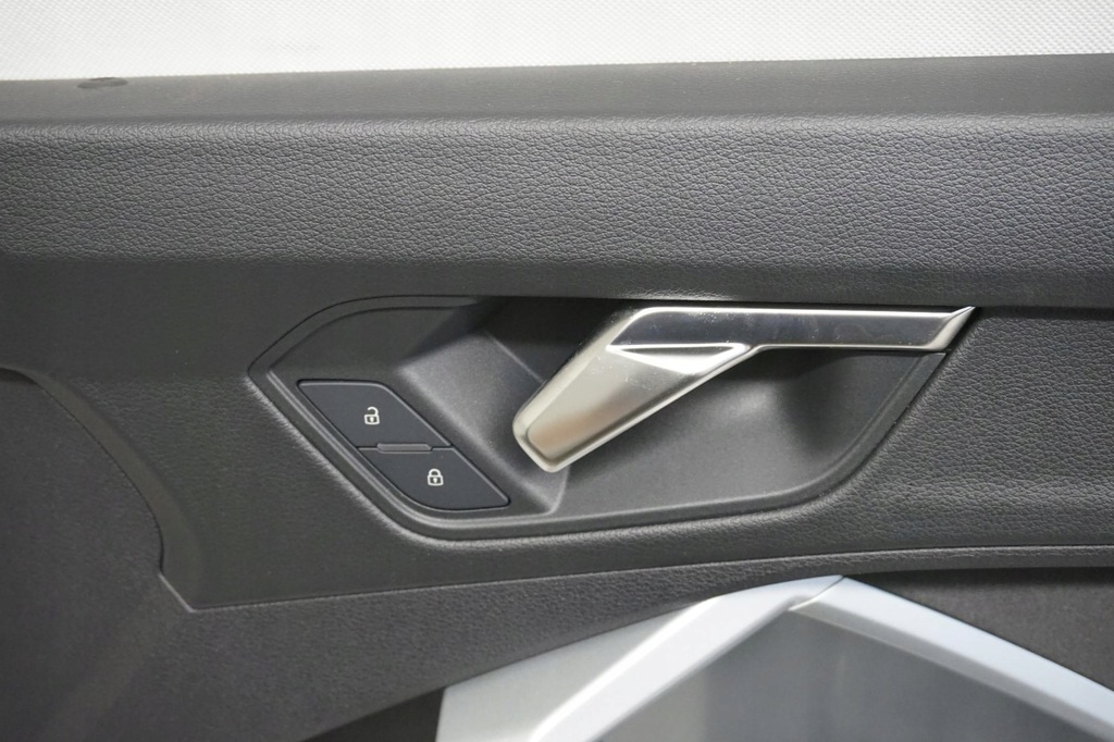 фото №13, Обивка обшивка правый передний audi q3 ii f3 83a 83c867106f