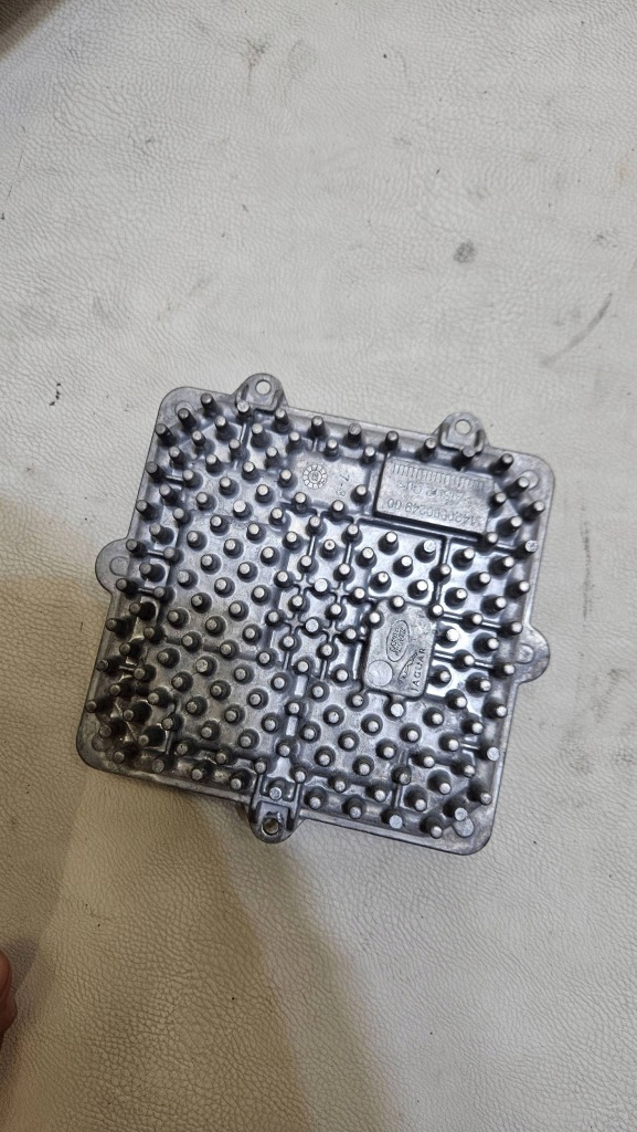 фото №1, Преобразователь лампы led перед jaguar mx63-13e005-ba