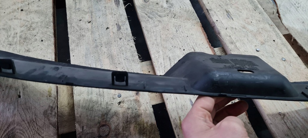 A6 c6 рестайлинг  накладка накладка поперечина передний радиатор 4f0807081 Киев