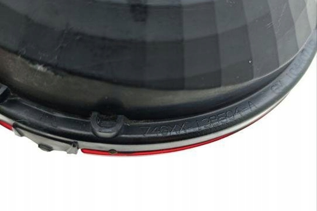 фото №7, Лампа права задня chevrolet corvette c6 10440716 бензиновий 298kw 2005