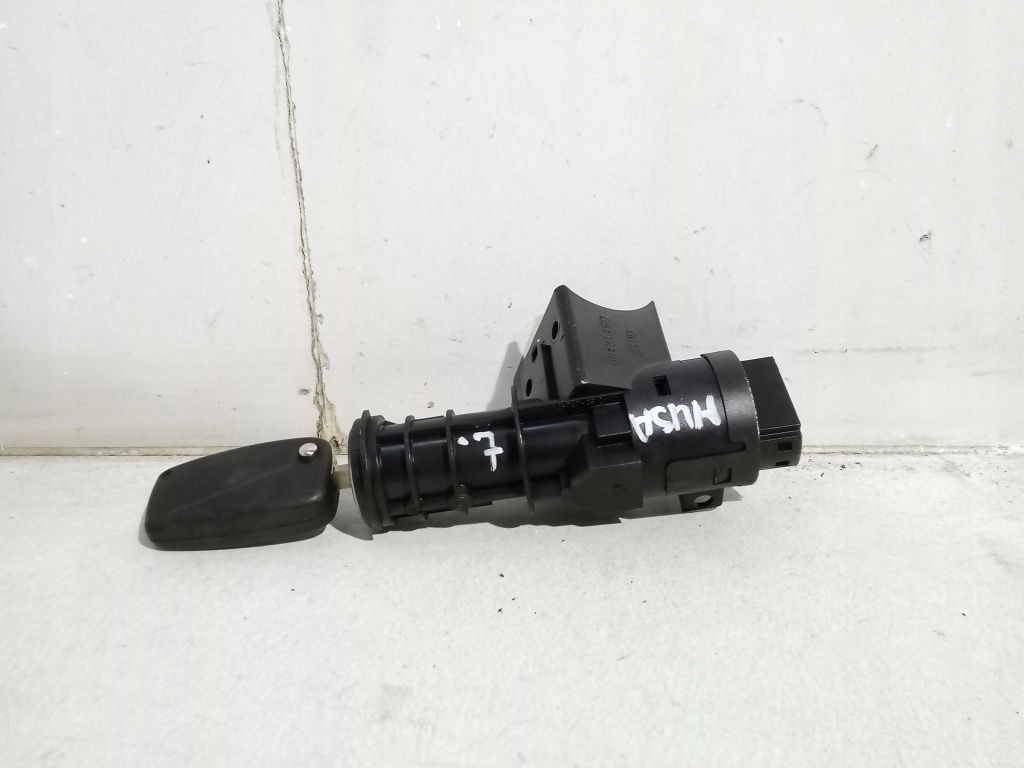 фото №1, Lancia musa замок запалювання з ключ