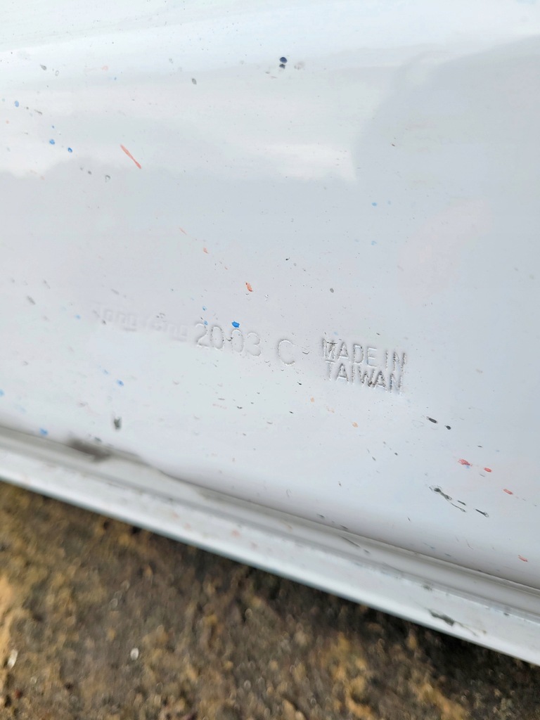 фото №16, Капот nissan navara 2 przed liftem d40 2004-2010