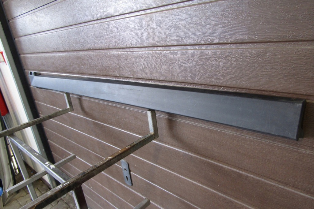 фото №4, Молдинг порог правая land range rover velar l560